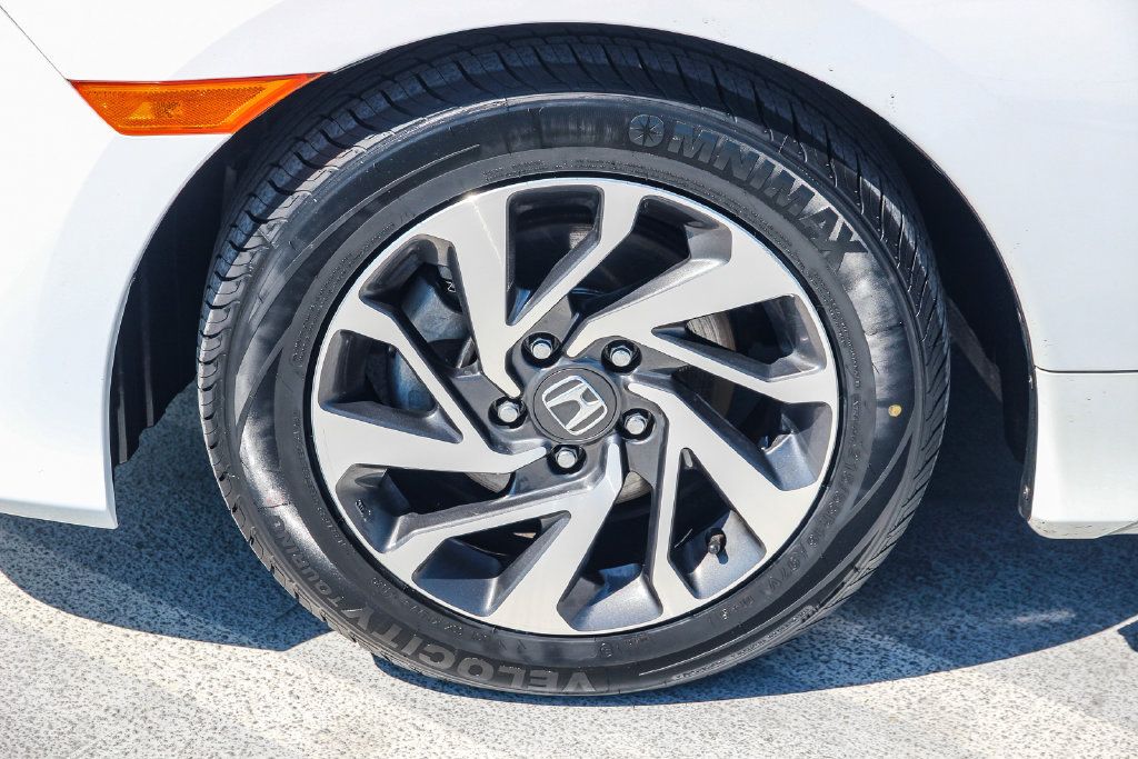 Used 2017 Honda Civic EX image 10
