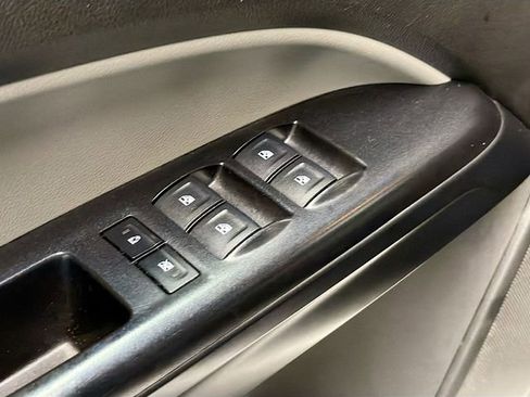 Used 2017 Chevrolet Colorado W/T image 17