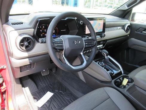 New 2025 Chevrolet Colorado ZR2 w/ ZR2 Bison Edition image 18