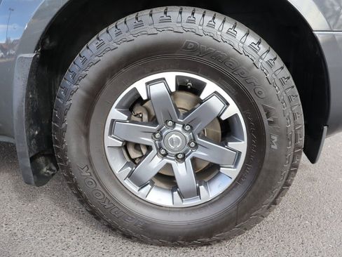 Used 2015 Nissan Frontier PRO-4X image 45