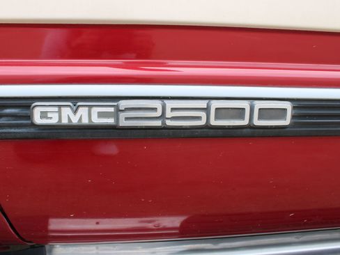 Used 1992 GMC Sierra 2500 4x4 Extended Cab image 34