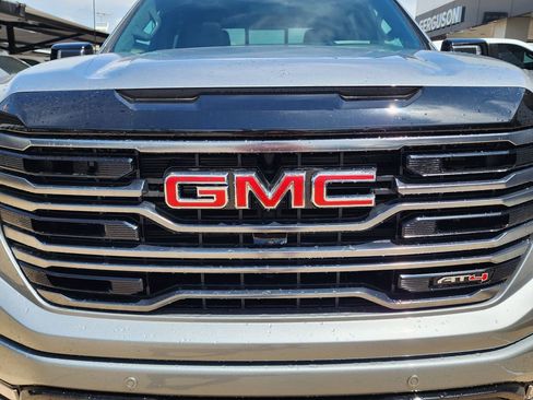 New 2026 GMC Sierra 1500 AT4 w/ AT4 Premium Package AWD/4WD image 10