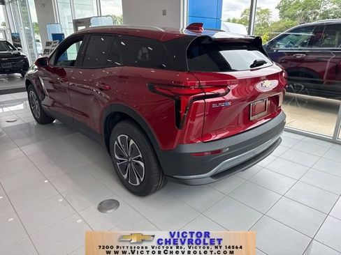 New 2025 Chevrolet Blazer EV LT image 3