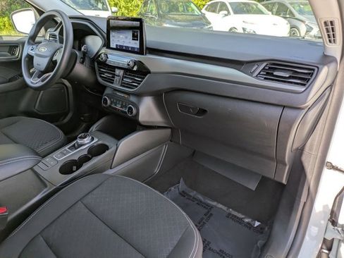 Used 2025 Ford Escape Active image 25