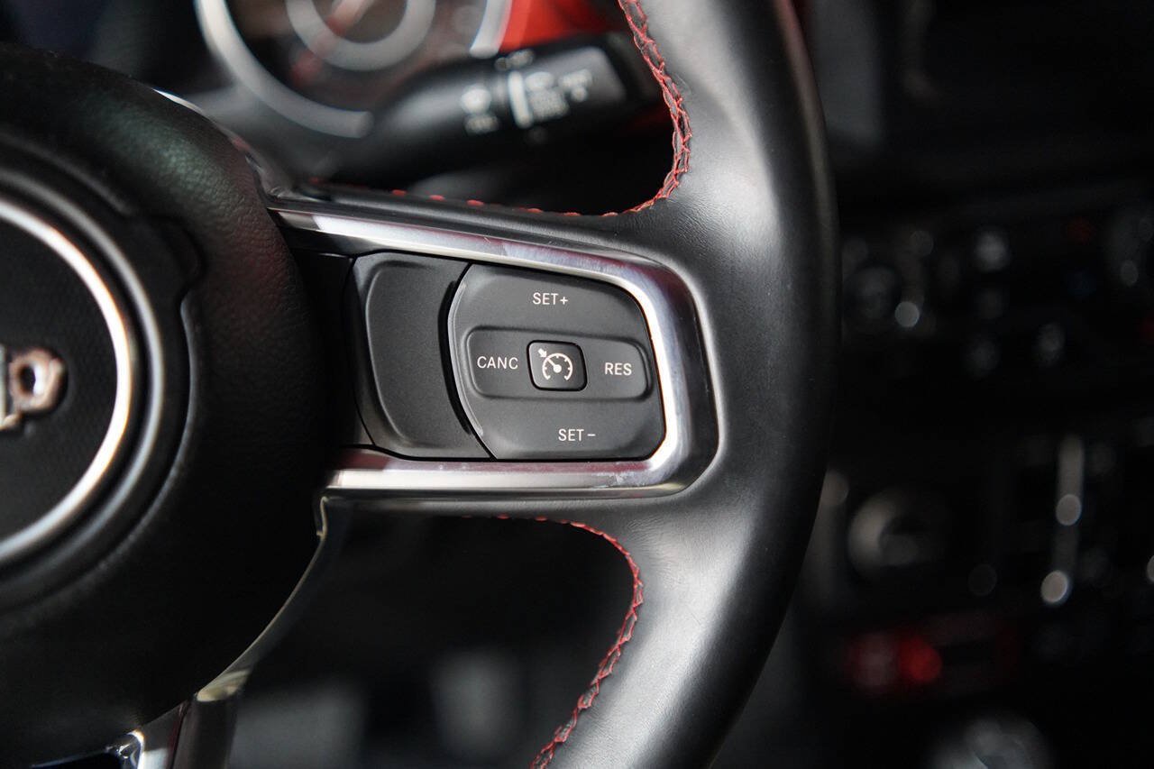 Used 2018 Jeep Wrangler Unlimited Rubicon AWD/4WD image 71
