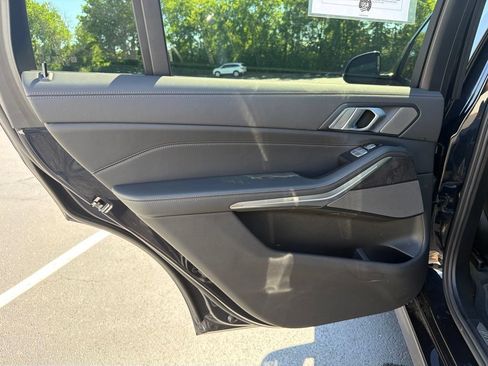 Used 2023 BMW X7 xDrive40i w/ Executive Package AWD/4WD image 20