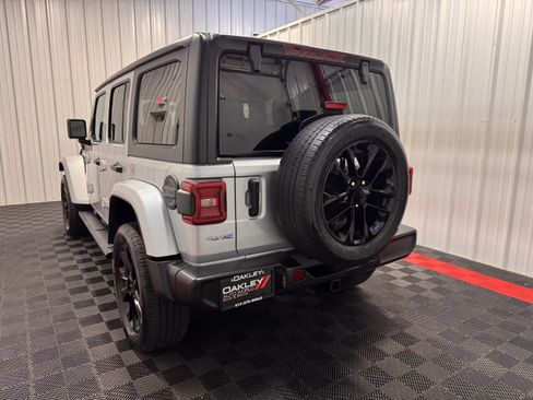 Used 2023 Jeep Wrangler Unlimited Sahara AWD/4WD image 13