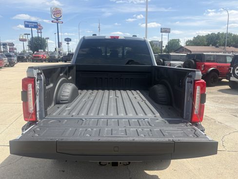 Used 2026 Ford F250 Lariat w/ Tremor Off-Road Package AWD/4WD image 9
