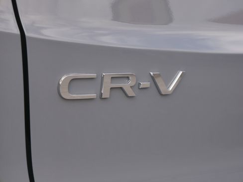 Used 2023 Honda CR-V LX image 17