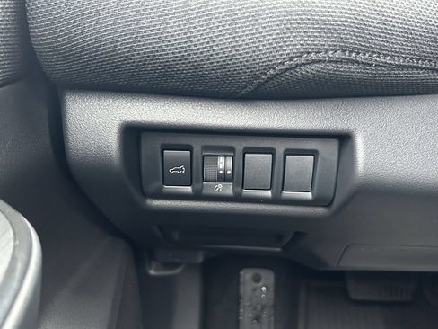 Used 2026 Subaru Outback Limited AWD/4WD image 21