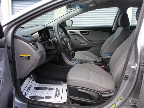 Used 2013 Hyundai Elantra GLS w/ Preferred Pkg FWD image 20