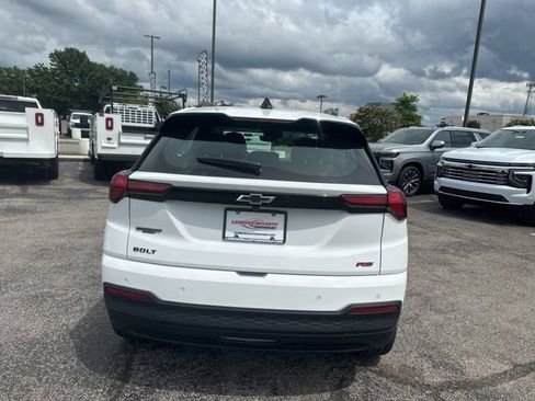 New 2027 Chevrolet Bolt RS w/ Super Cruise Package FWD image 4