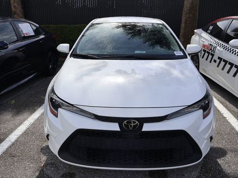 Used 2022 Toyota Corolla LE FWD image 5