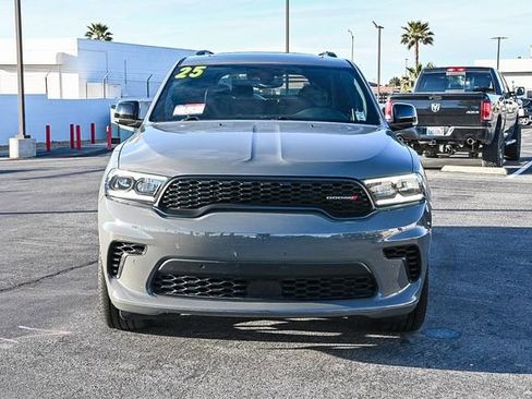 Used 2025 Dodge Durango GT image 2
