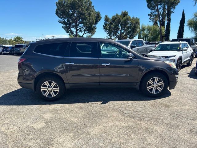 Used 2016 Chevrolet Traverse LT FWD image 4