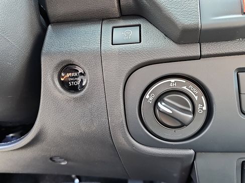 New 2026 Nissan Frontier PRO-4X w/ Pro Premium Package AWD/4WD image 18