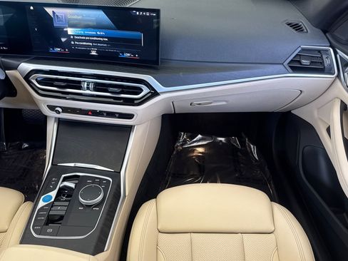 Used 2023 BMW i4 eDrive35 RWD image 31