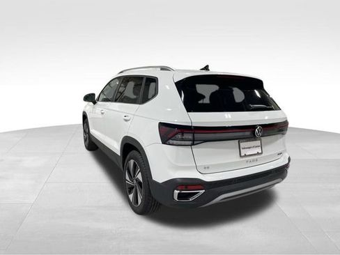 New 2025 Volkswagen Taos SE AWD/4WD image 3