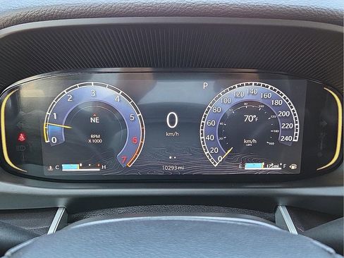 Used 2024 Jeep Wagoneer 4WD image 18