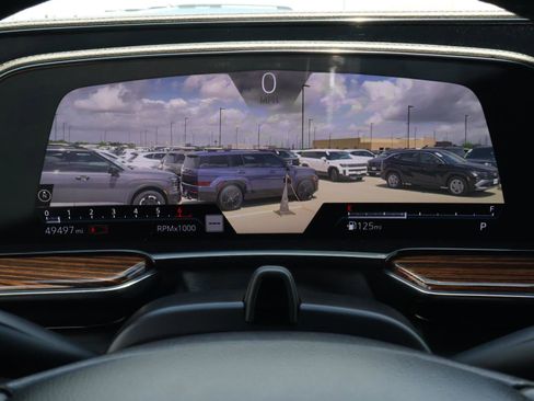 Used 2023 Cadillac Escalade Premium Luxury w/ LPO, Illumination Package image 39