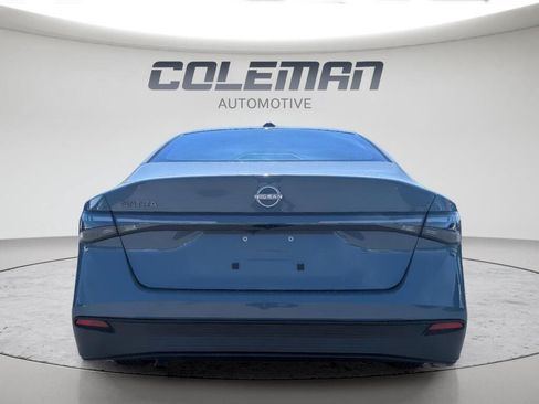 New 2026 Nissan Sentra SV w/ Floor Mat Package FWD image 4