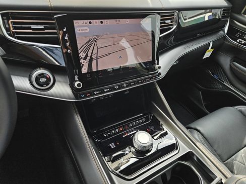 New 2026 Jeep Grand Wagoneer Summit AWD/4WD image 18