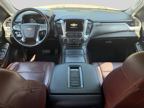 Used 2019 Chevrolet Tahoe Premier w/ Premier Plus Edition AWD/4WD image 16