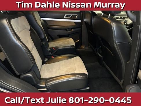 Used 2017 Ford Explorer XLT w/ Equipment Group 202A AWD/4WD image 15