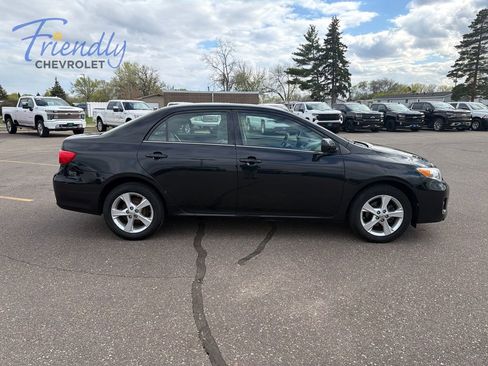 Used 2013 Toyota Corolla LE w/ Premium Pkg FWD image 7