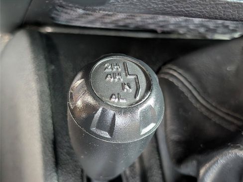 Used 2018 Jeep Wrangler Sport AWD/4WD image 22
