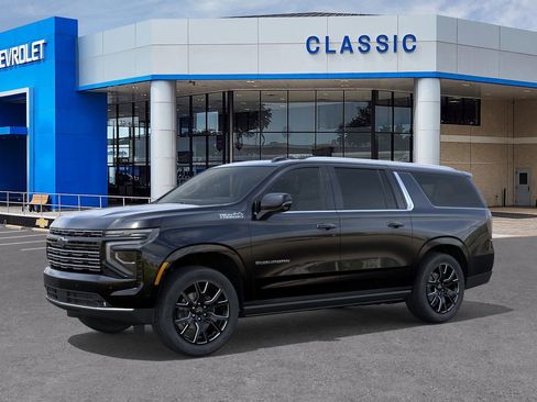 New 2026 Chevrolet Suburban High Country image 2