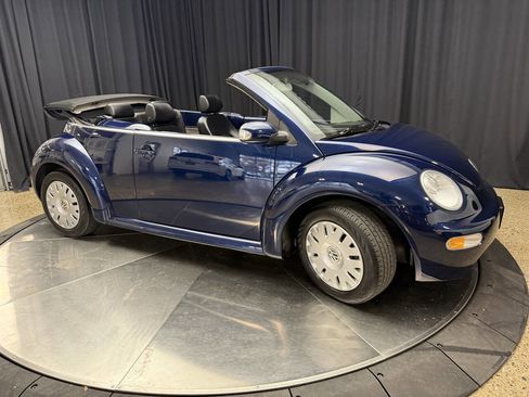 Used 2005 Volkswagen Beetle GL image 12