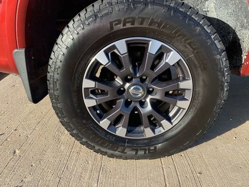 Used 2018 Nissan Titan PRO-4X image 26