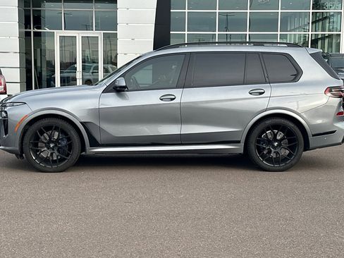 Used 2023 BMW X7 xDrive40i w/ M Sport Package image 7