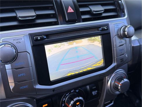 Used 2015 Toyota 4Runner SR5 Premium RWD image 24