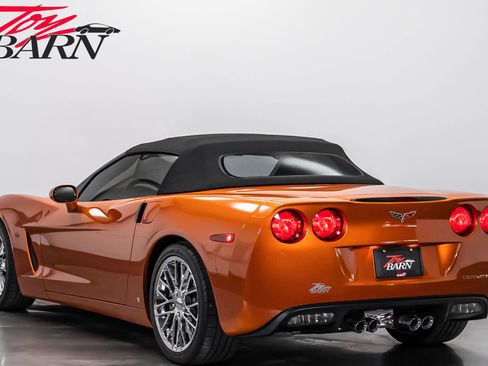 Used 2007 Chevrolet Corvette Convertible w/ Preferred Equipment Group image 11