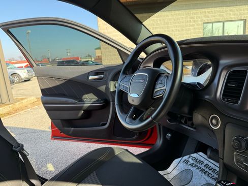 Used 2023 Dodge Charger SXT image 22