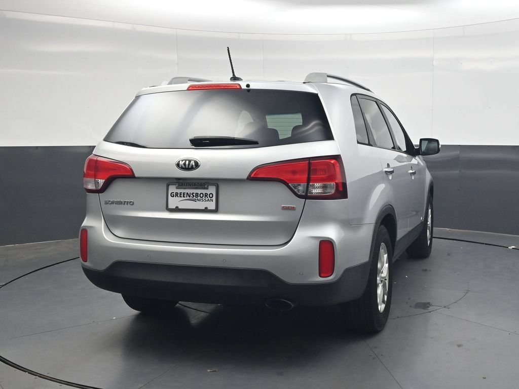 Used 2015 Kia Sorento LX AWD/4WD image 5