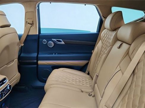 Used 2023 Genesis GV80 3.5T w/ Prestige Package image 29