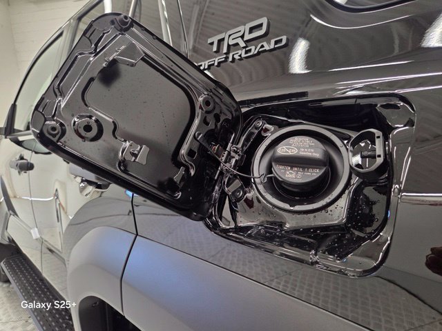 New 2026 Toyota 4Runner TRD Off-Road Premium AWD/4WD image 25