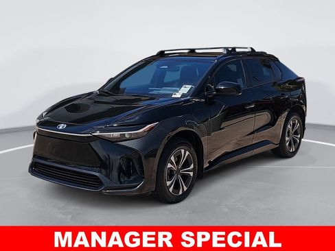 Used 2024 Toyota bZ4X AWD w/ Weather Package image 7