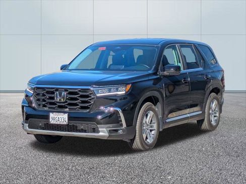 Certified 2025 Honda Pilot EX-L image 1