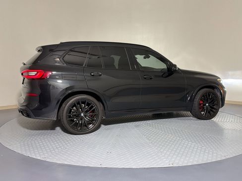 Certified 2022 BMW X5 sDrive40i w/ M Sport Package RWD image 9