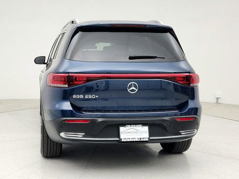 Used 2023 Mercedes-Benz EQB 250+ image 6