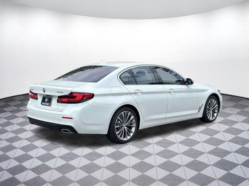 Certified 2023 BMW 530i xDrive w/ Premium Package AWD/4WD image 9