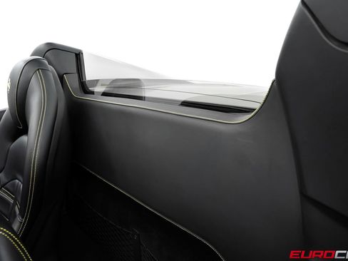 Used 2019 Ferrari 488 Spider RWD image 40
