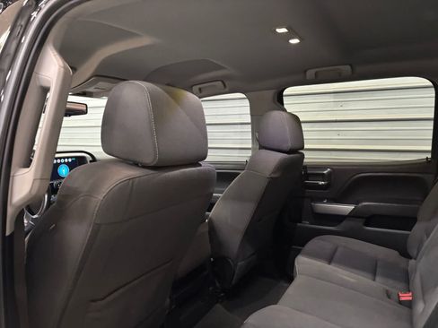 Used 2018 Chevrolet Silverado 1500 LT w/ All Star Edition AWD/4WD image 22