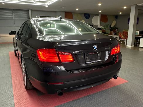 Used 2011 BMW 535i xDrive Sedan image 4