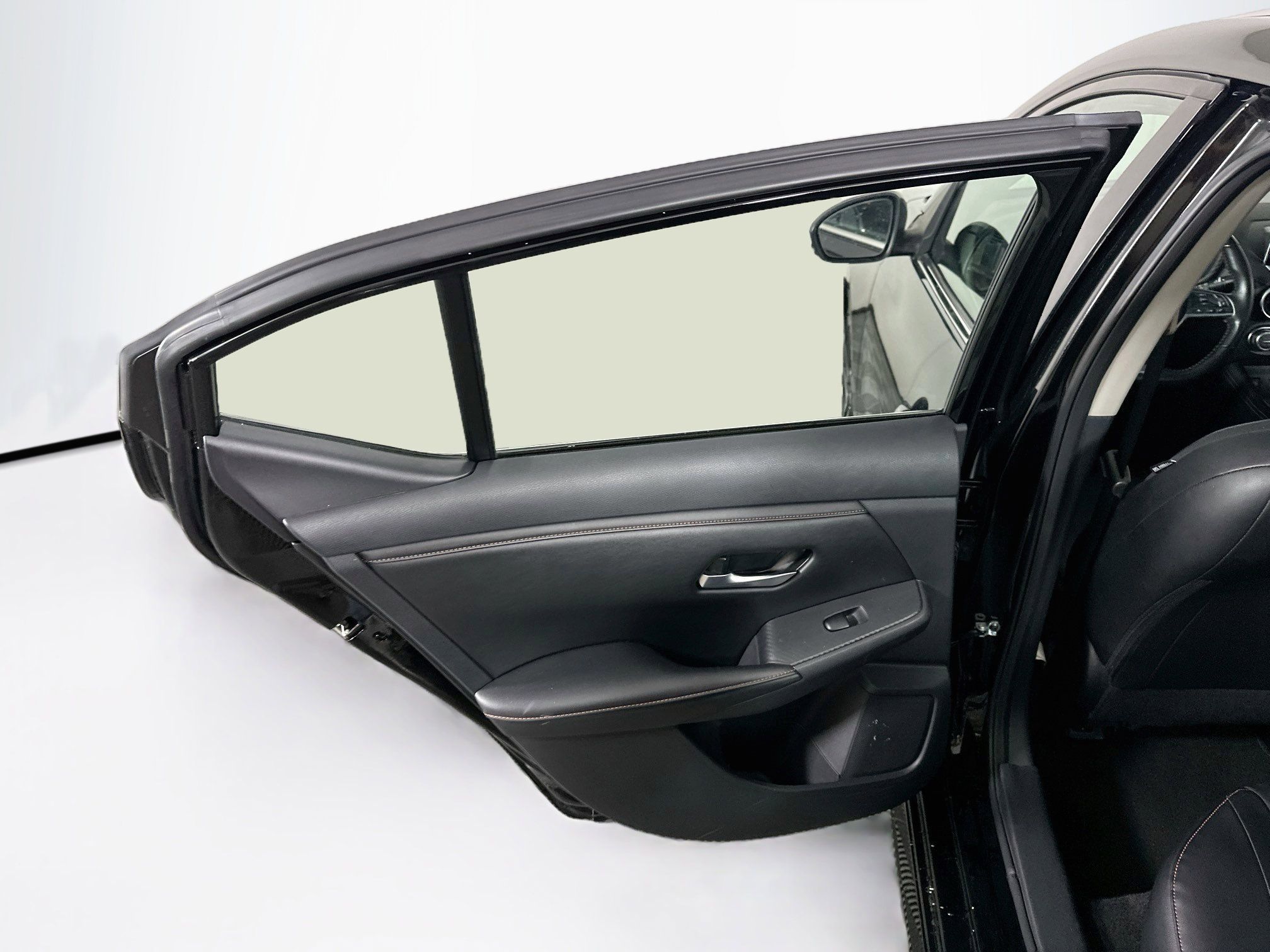 Used 2024 Nissan Sentra SR w/ SR Premium Package FWD image 26