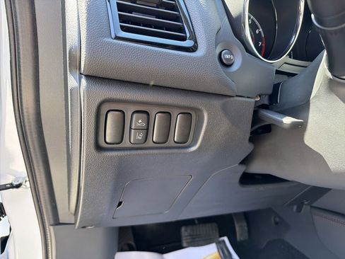 New 2026 Mitsubishi Outlander Sport LE AWD/4WD image 15